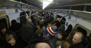 Люди в транспорте